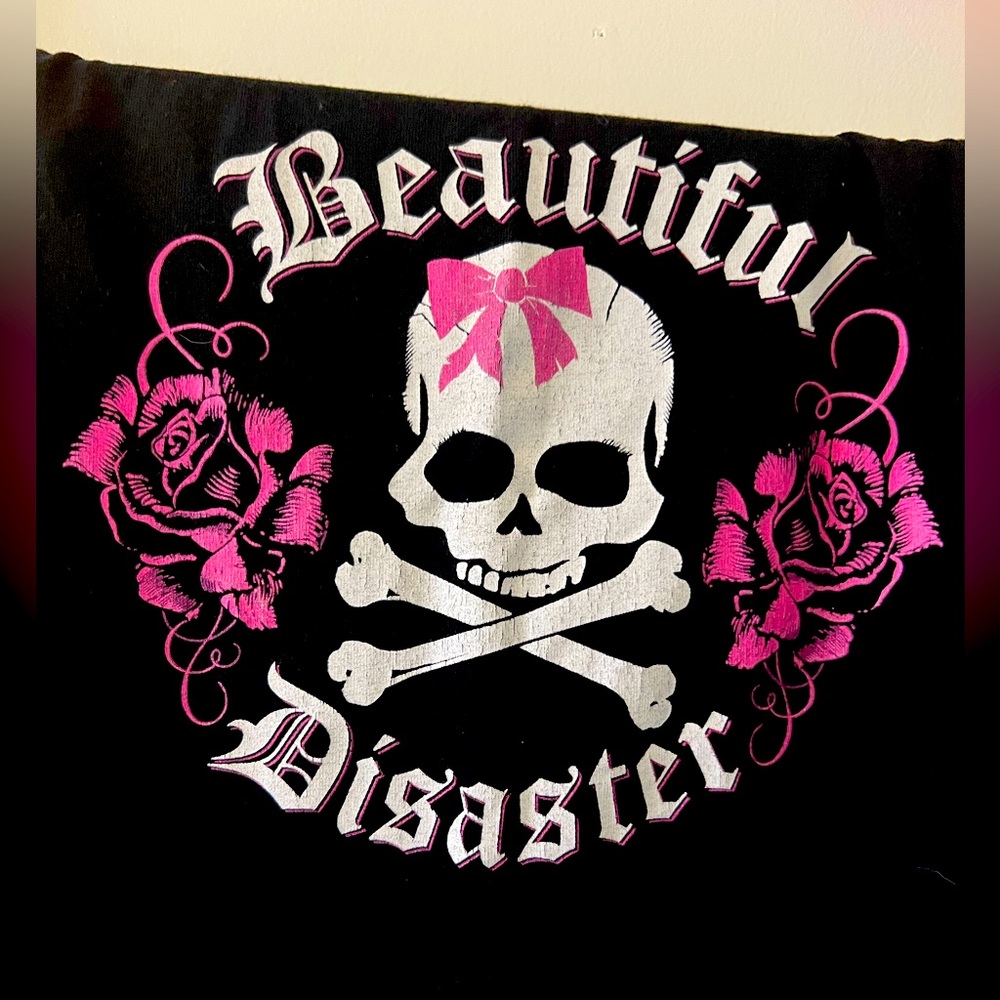 Beautiful disaster yoga pants